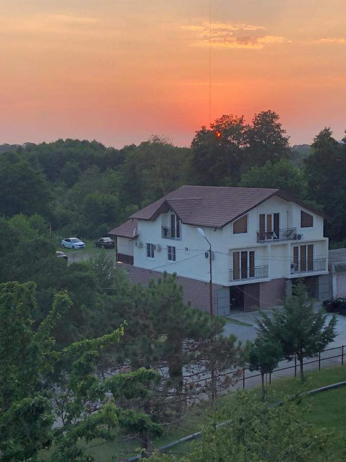 פיזונדה Guest House Гости מראה חיצוני תמונה